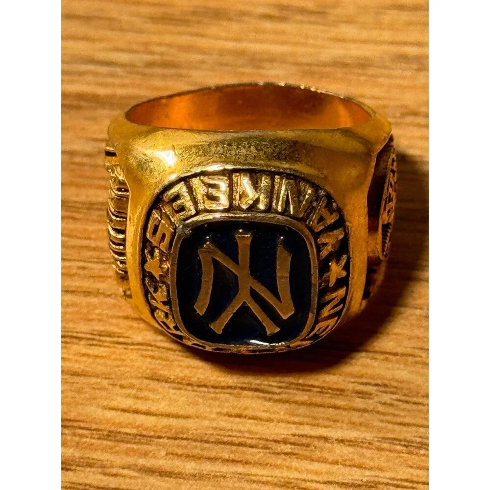 Vintage New‎ York Yankees NY MLB Baseball Citibank Promotional Ring Size 9